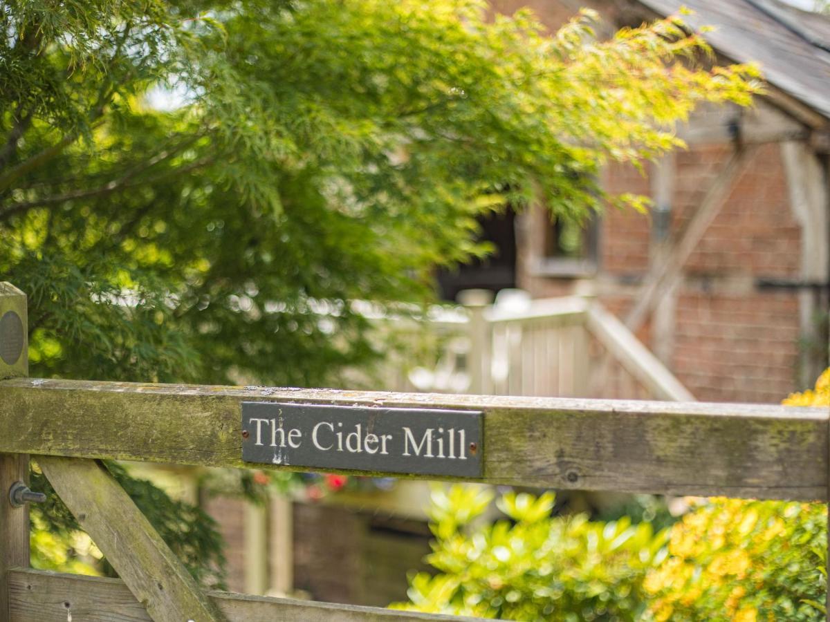 Villa The Cider Mill Kings Pyon Esterno foto